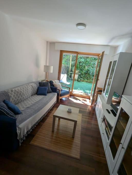 Casa De Claudia Comillas- Jardin Privado - A 10 Metros Del Capricho De Gaudi Экстерьер фото